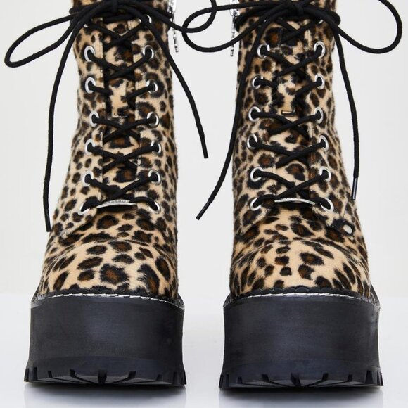 NOTHING WRONG WITH BEING  LEOPARD  Platform Boots ( BRAND NEW !!!) - Picture 2 of 7